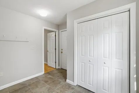 23 Mcquestion Road Merrimack NH 03054