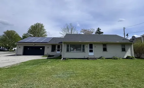 734 W Hollis Street Nashua NH 03062