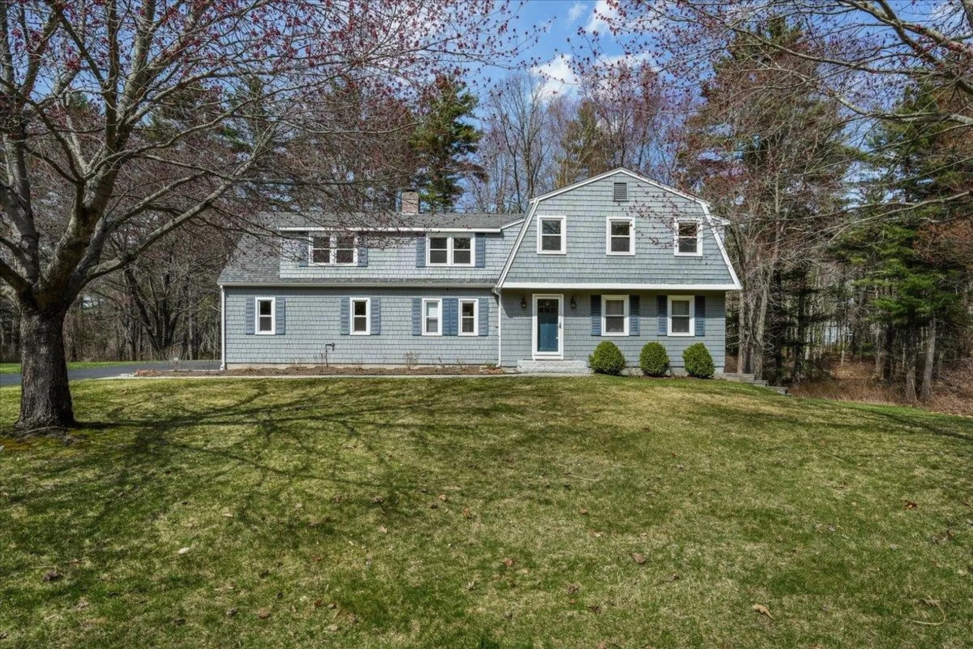 20 French Court Merrimack NH 03054