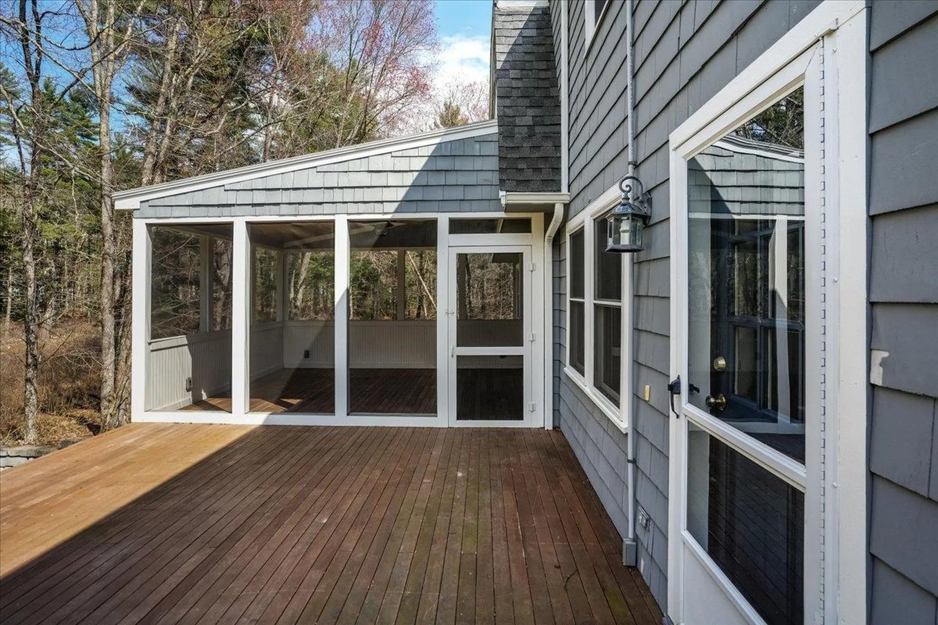 20 French Court Merrimack NH 03054