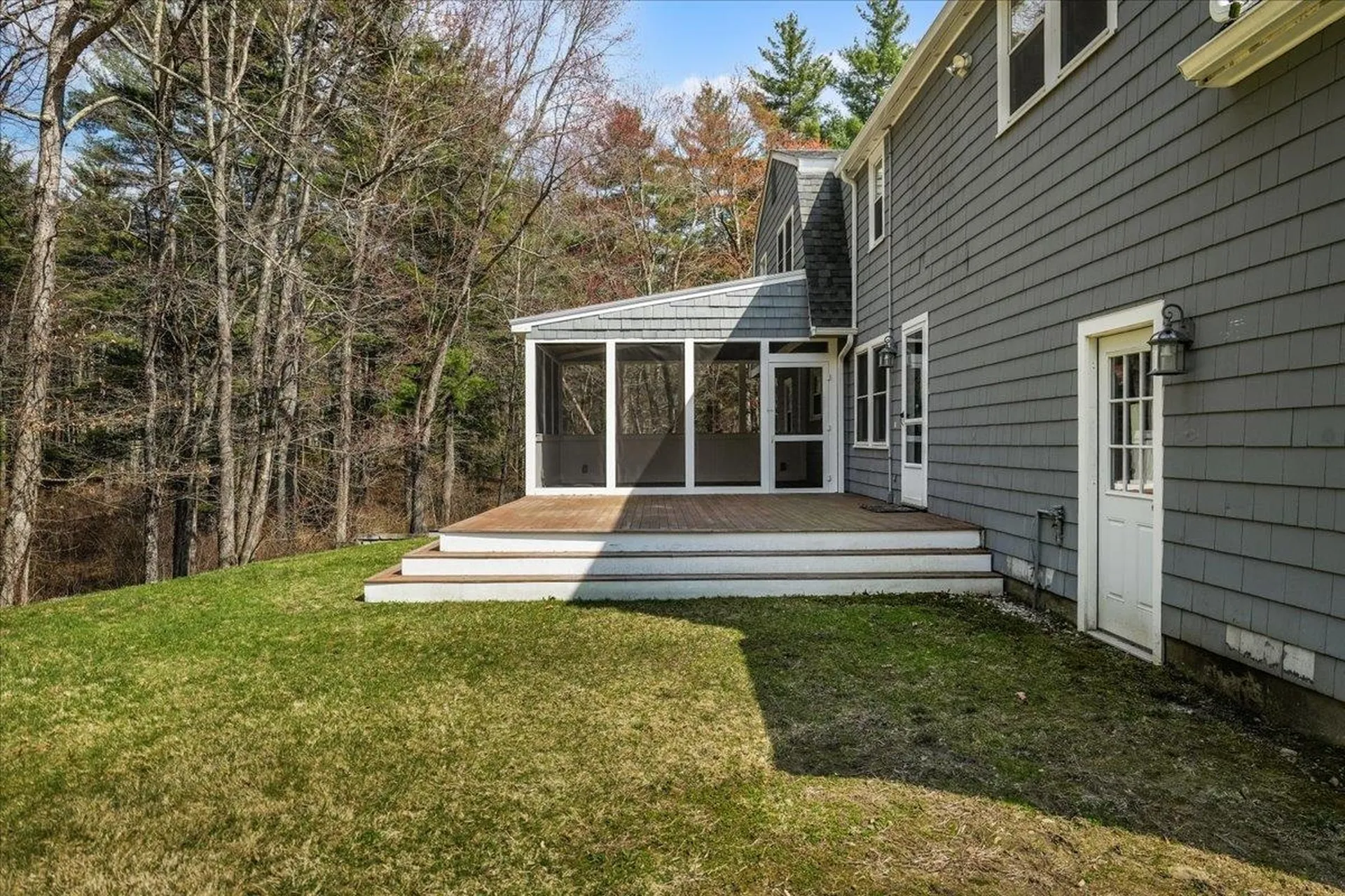 20 French Court Merrimack NH 03054