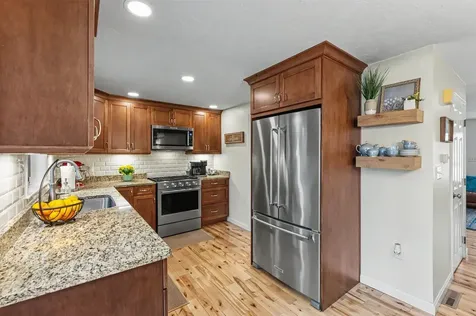 11 Winrow Drive Merrimack NH 03054