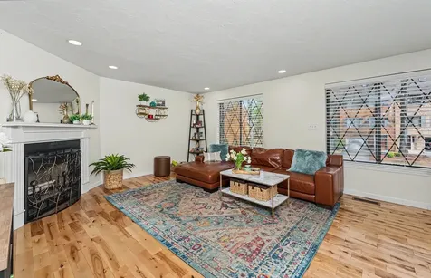 11 Winrow Drive Merrimack NH 03054