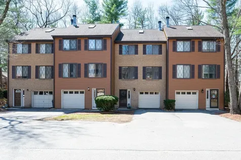 11 Winrow Drive Merrimack NH 03054