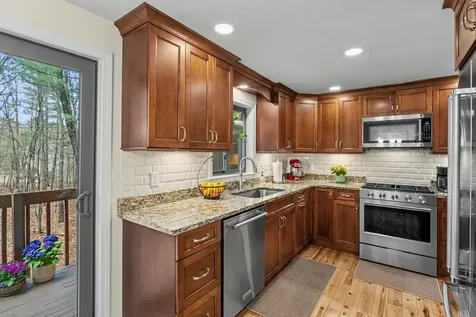11 Winrow Drive Merrimack NH 03054