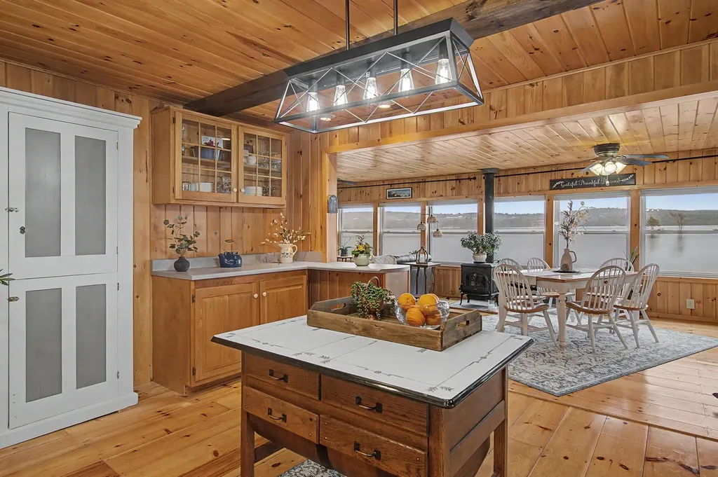 326 Mullen Shore Road Franklin VT 05457