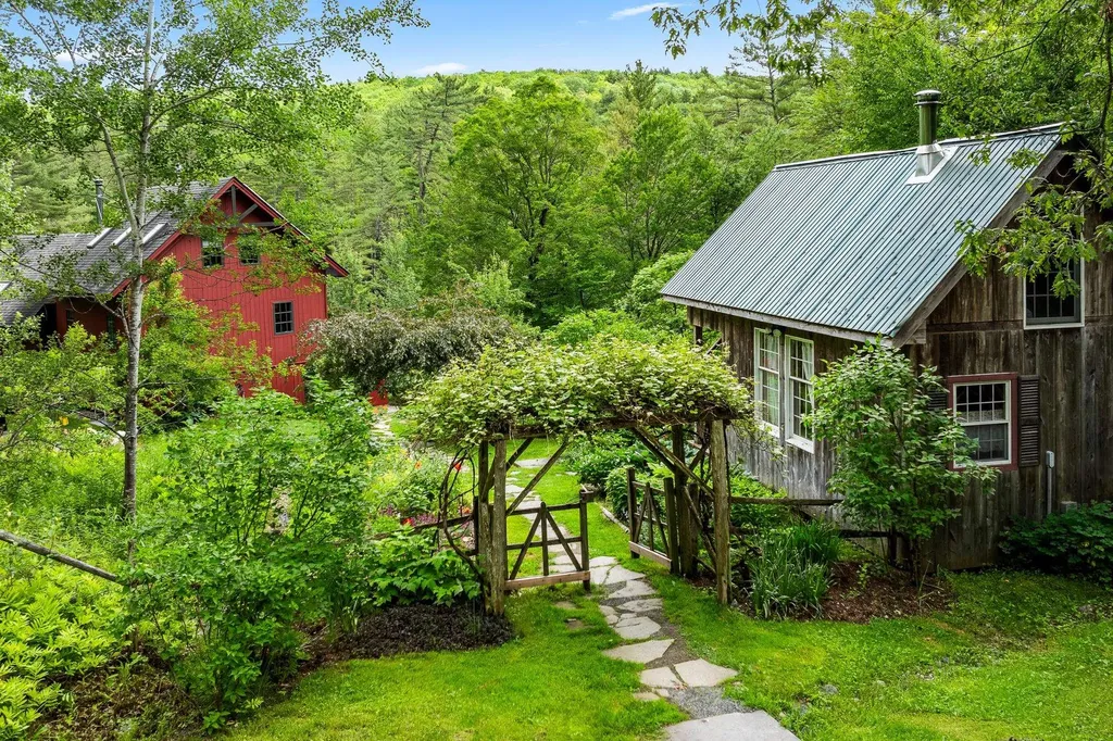 1355 Podunk Road Norwich VT 05055