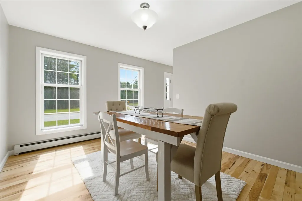 8 Matthews Road Swanzey NH 03446
