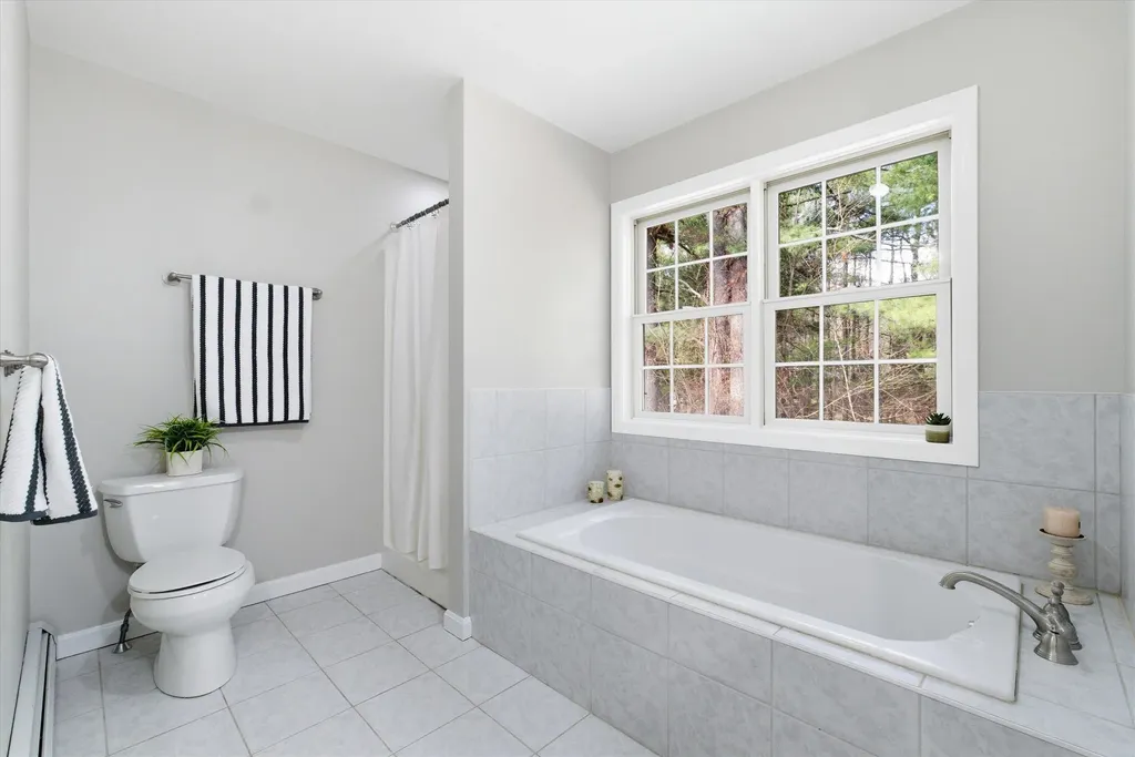 8 Matthews Road Swanzey NH 03446