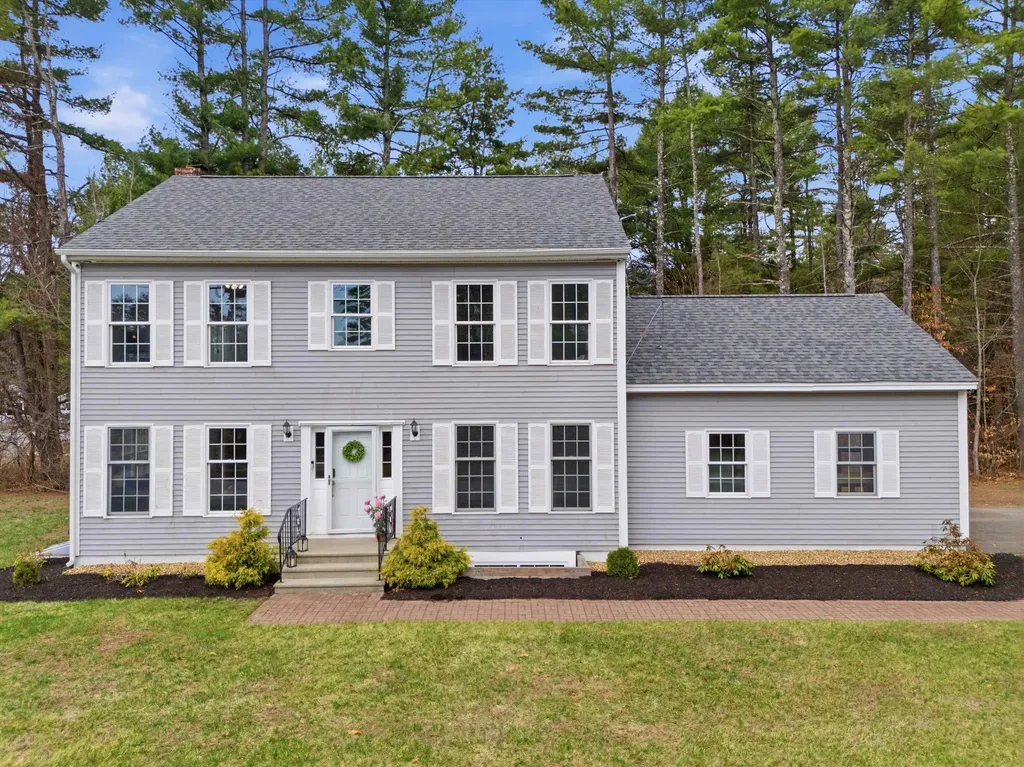 8 Matthews Road Swanzey NH 03446