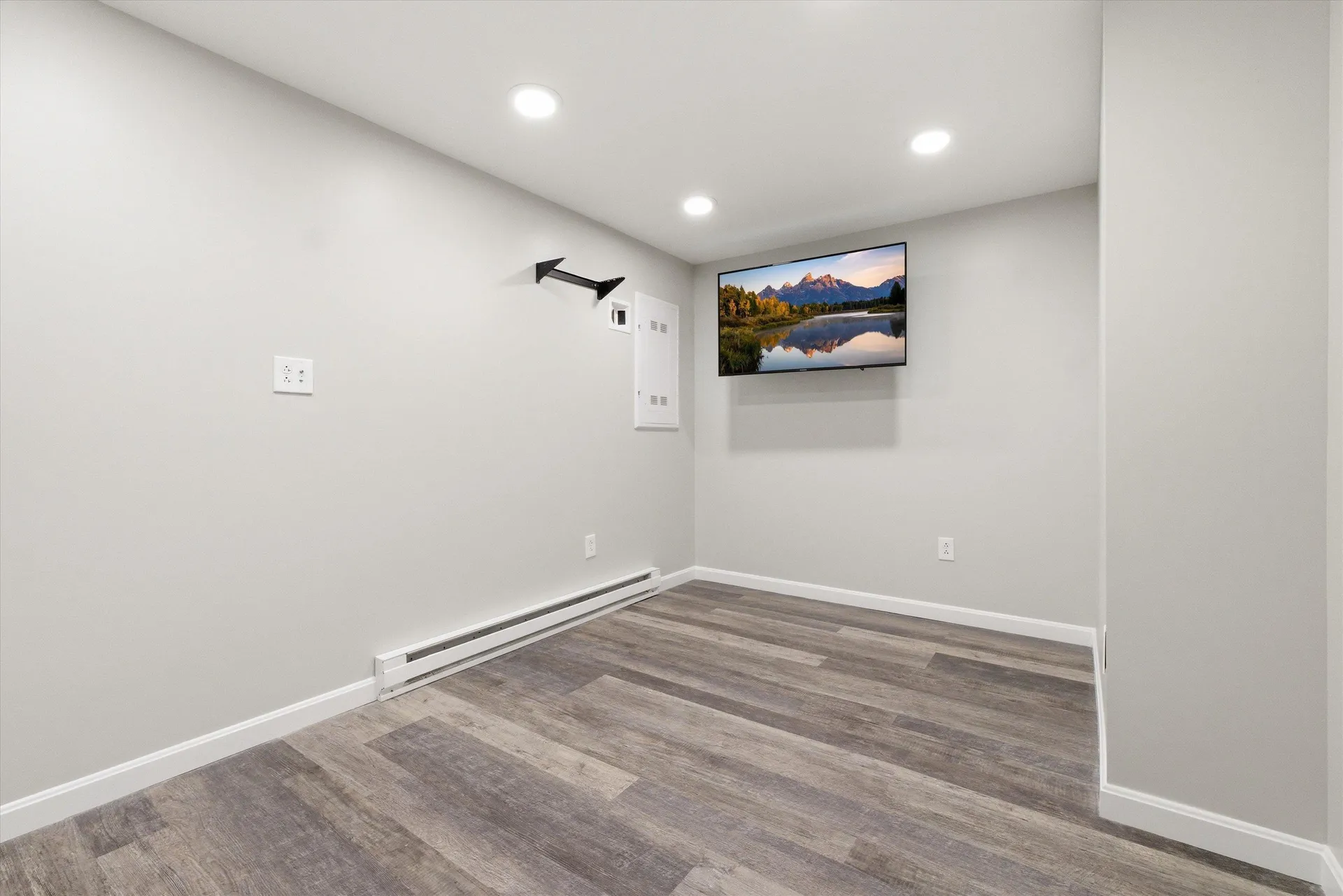 8 Matthews Road Swanzey NH 03446