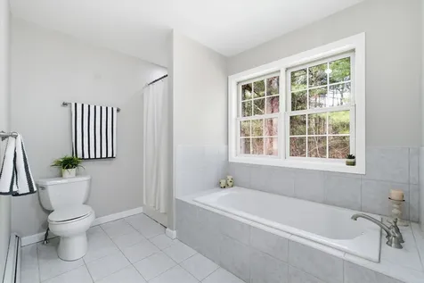8 Matthews Road Swanzey NH 03446
