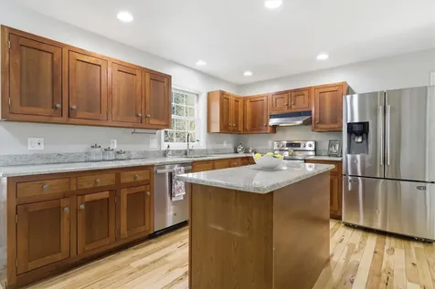 8 Matthews Road Swanzey NH 03446