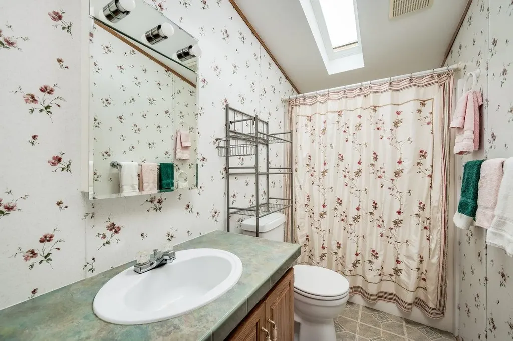152 Eagle Drive Rochester NH 03868