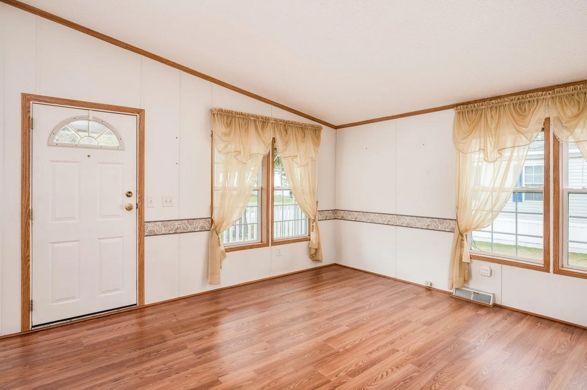 152 Eagle Drive Rochester NH 03868