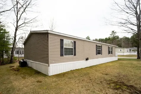 152 Eagle Drive Rochester NH 03868