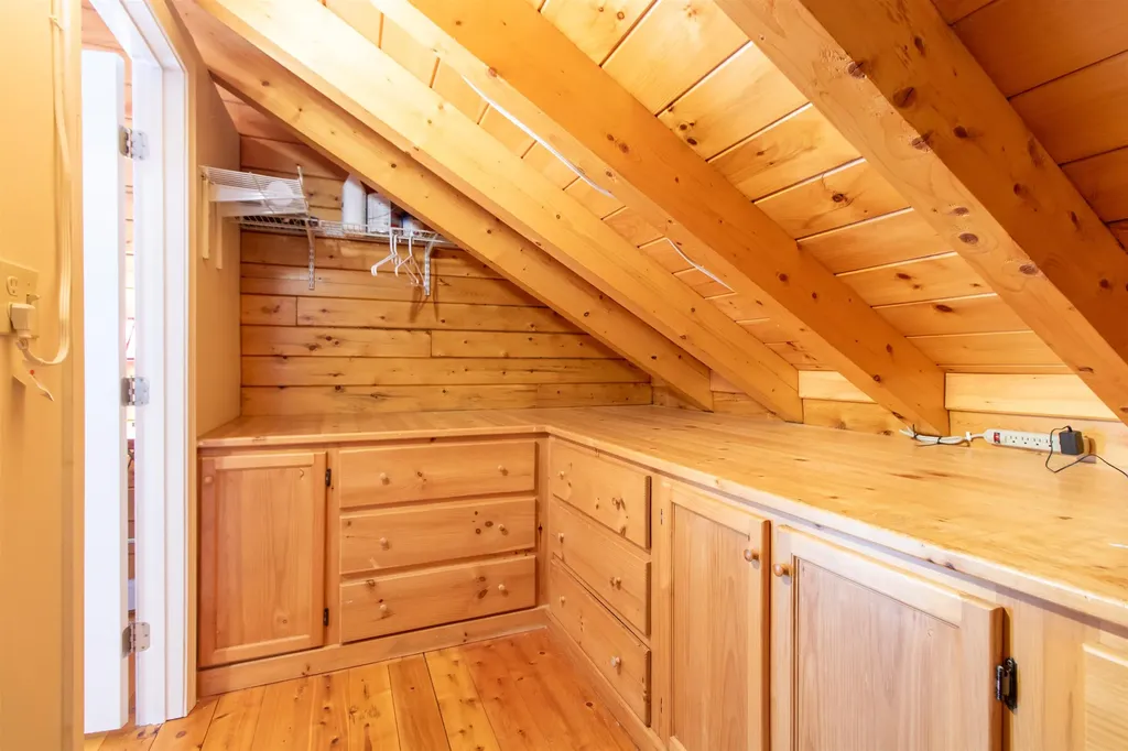 228 Juniper Lane Lyndon VT 05851