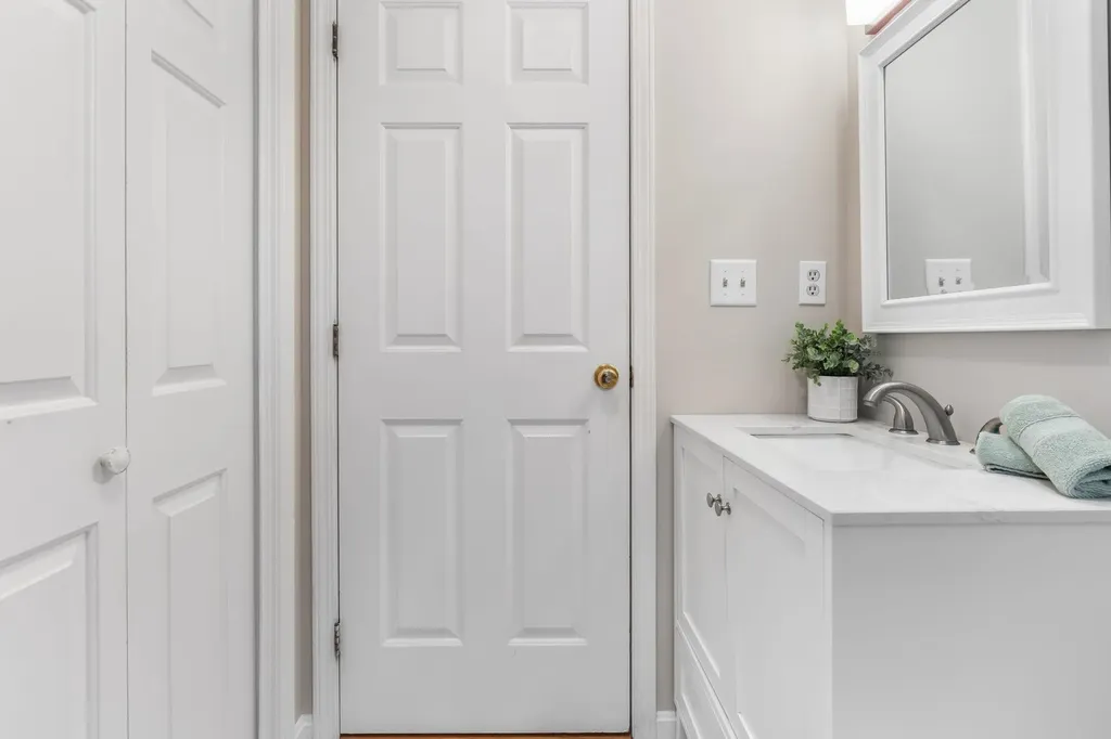 1 Cote Drive Pelham NH 03076