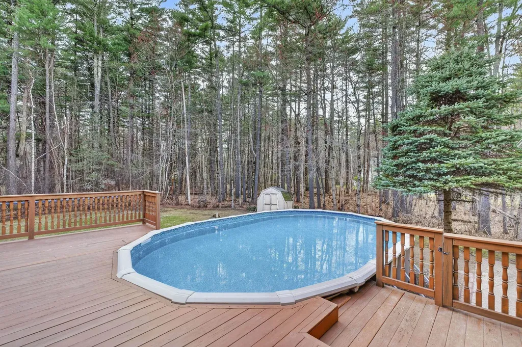 1 Cote Drive Pelham NH 03076