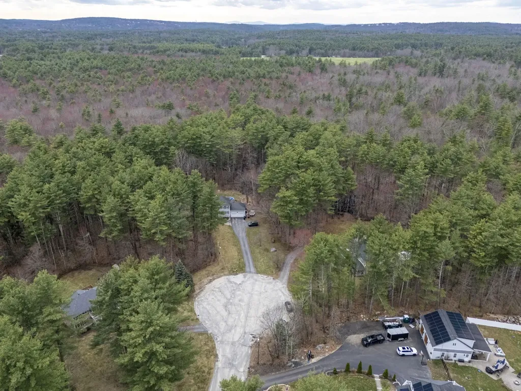 1 Cote Drive Pelham NH 03076