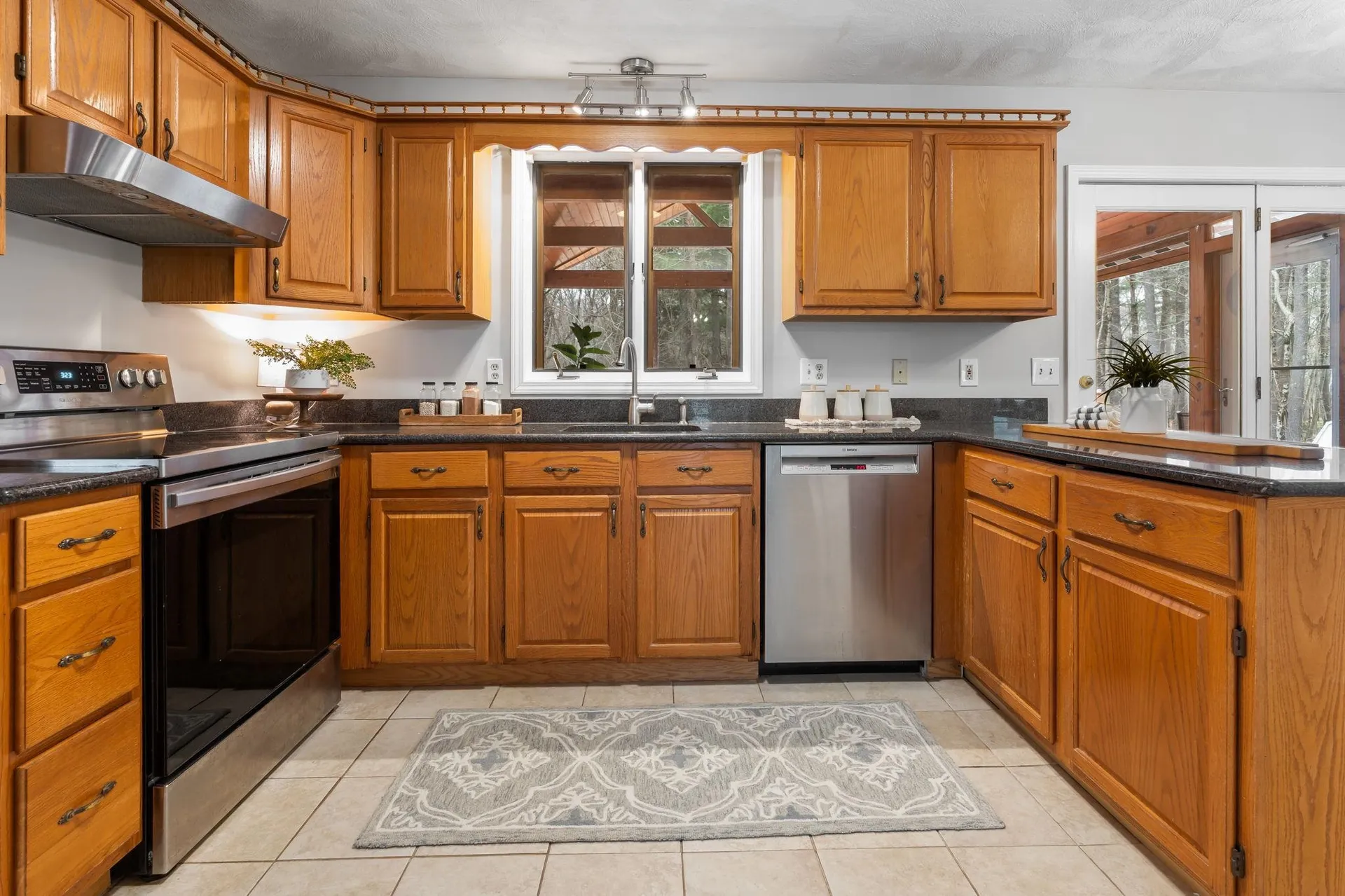 1 Cote Drive Pelham NH 03076