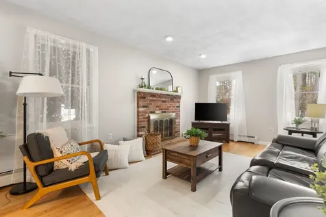1 Cote Drive Pelham NH 03076