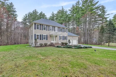 1 Cote Drive Pelham NH 03076