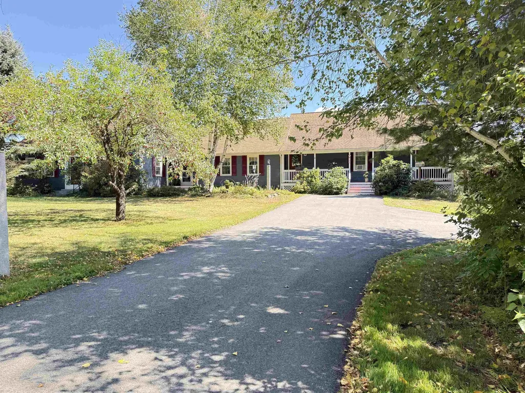 109 Old Center Road Deerfield NH 03037