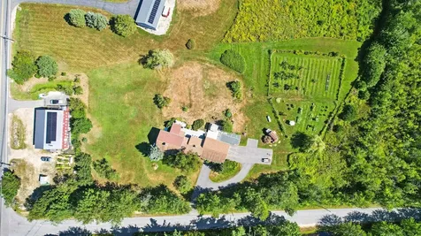 109 Old Center Road Deerfield NH 03037