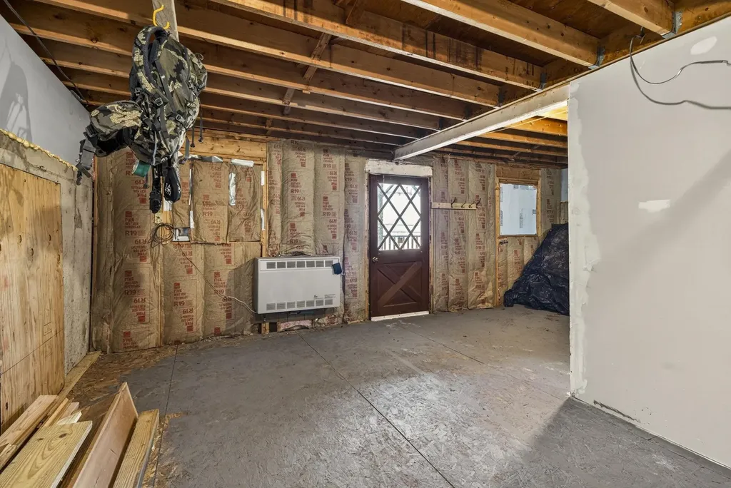 5 Winsor Way New Durham NH 03855