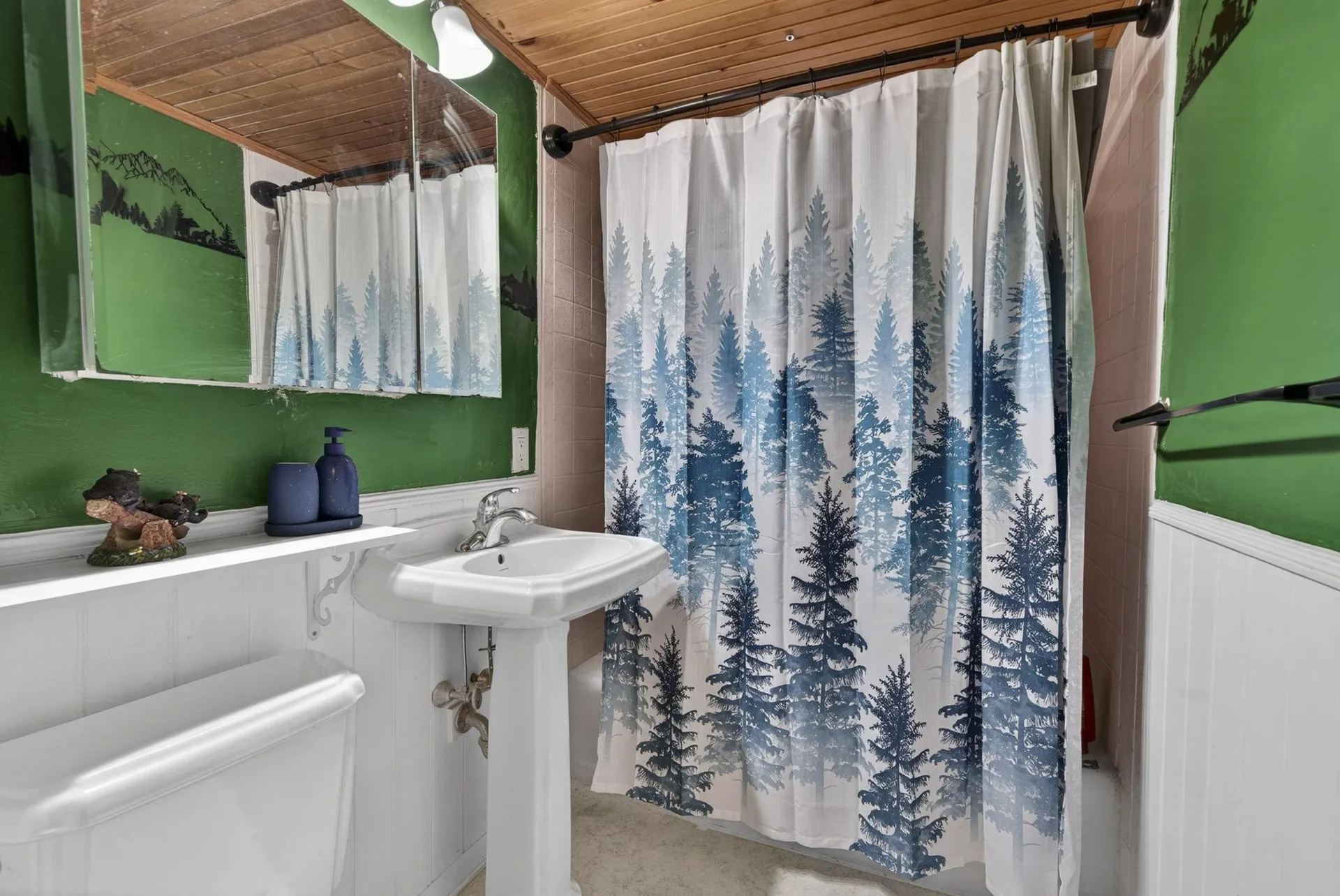 5 Winsor Way New Durham NH 03855