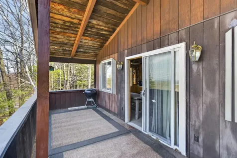 5 Winsor Way New Durham NH 03855