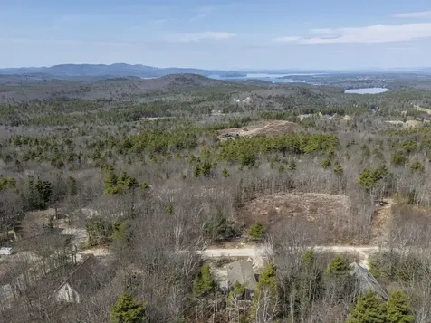 5 Winsor Way New Durham NH 03855