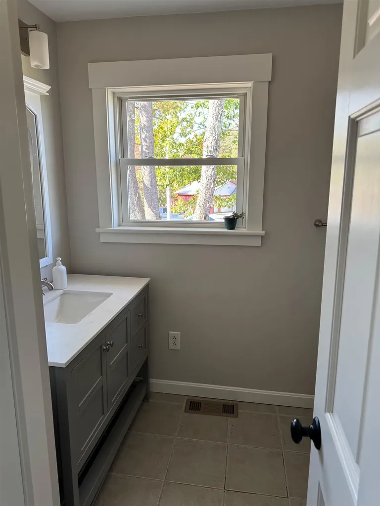 60 Route 103 Sunapee NH 03782