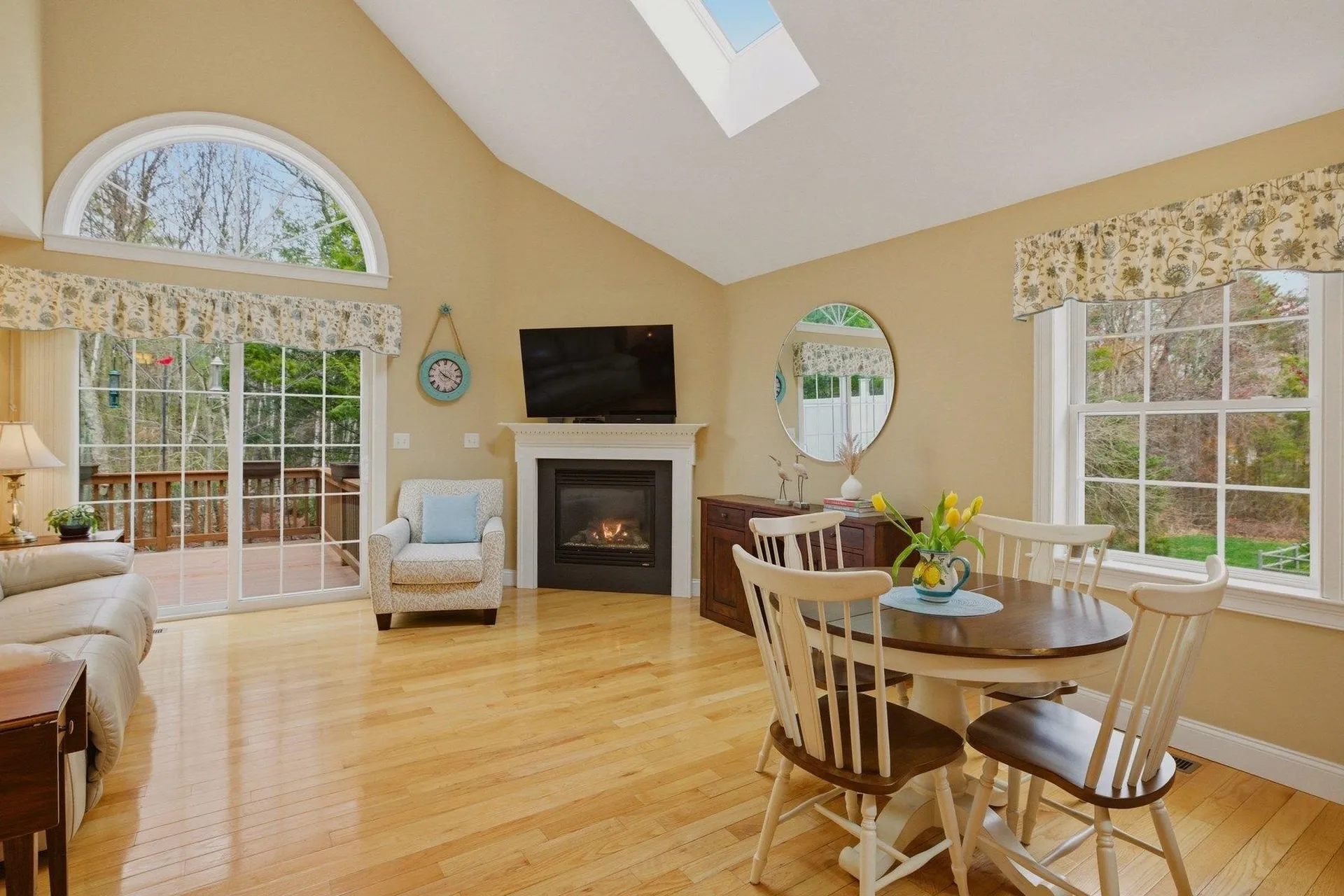 38 Willowbrook Avenue Greenland NH 03840