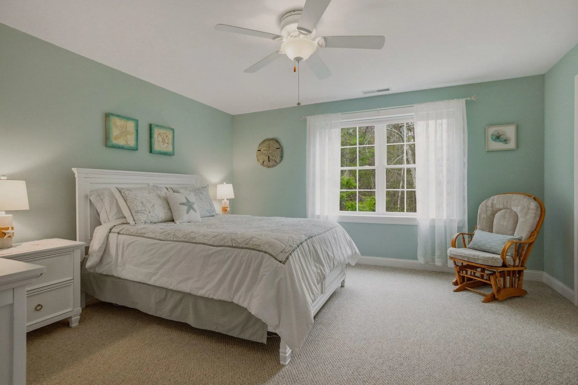 38 Willowbrook Avenue Greenland NH 03840
