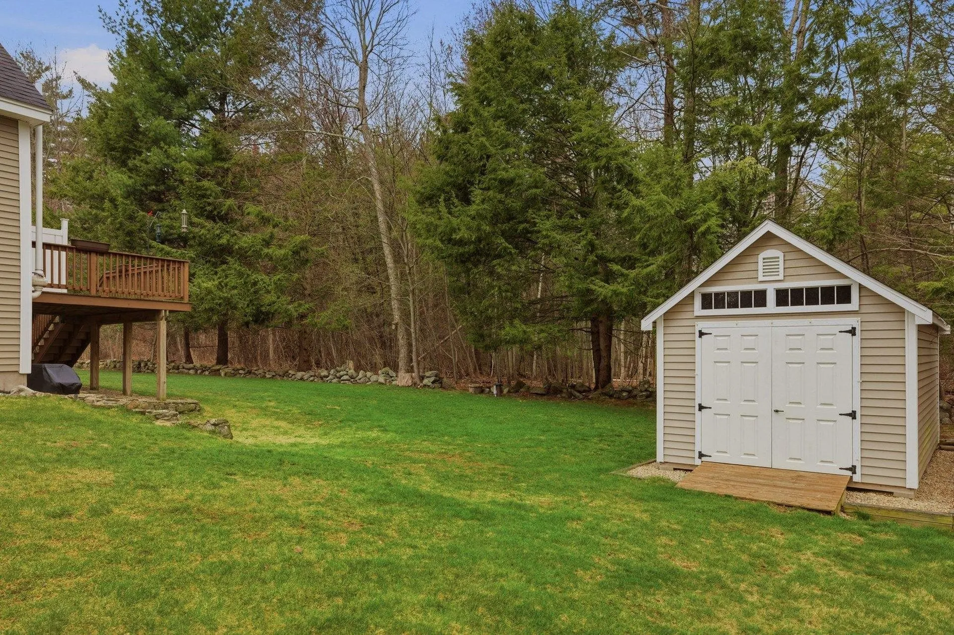 38 Willowbrook Avenue Greenland NH 03840