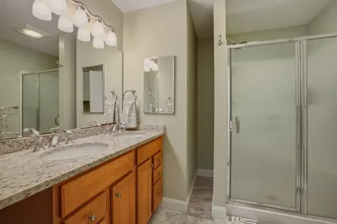 38 Willowbrook Avenue Greenland NH 03840