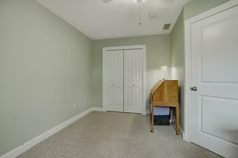 38 Willowbrook Avenue Greenland NH 03840