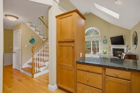 38 Willowbrook Avenue Greenland NH 03840