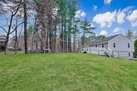 2A Mulberry Street Windham NH 03087