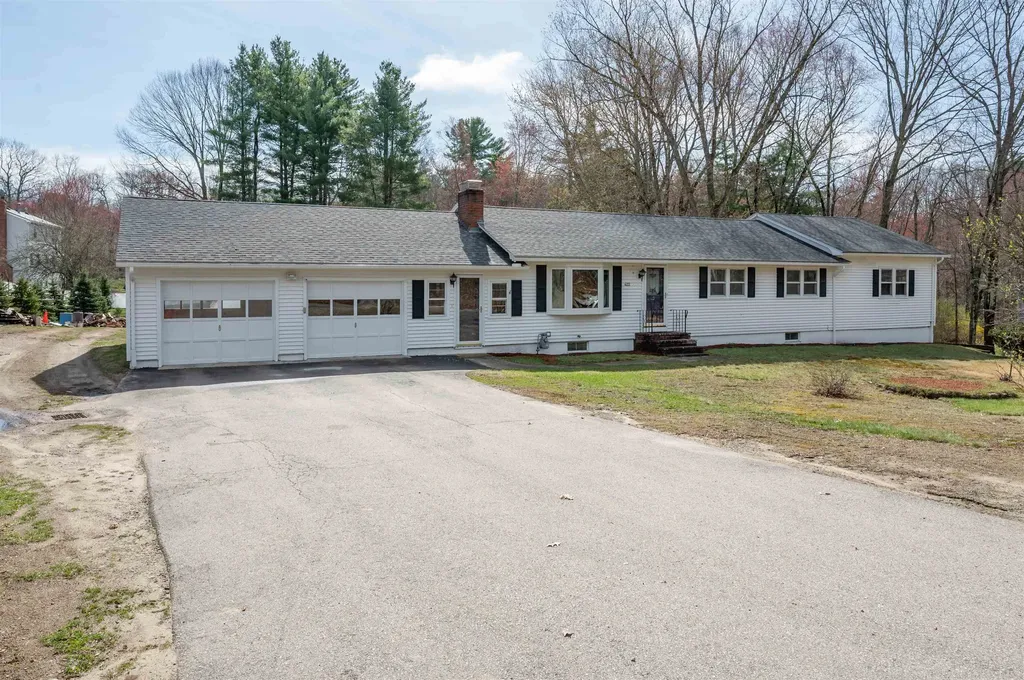 422 Main Dunstable Road Nashua NH 03063