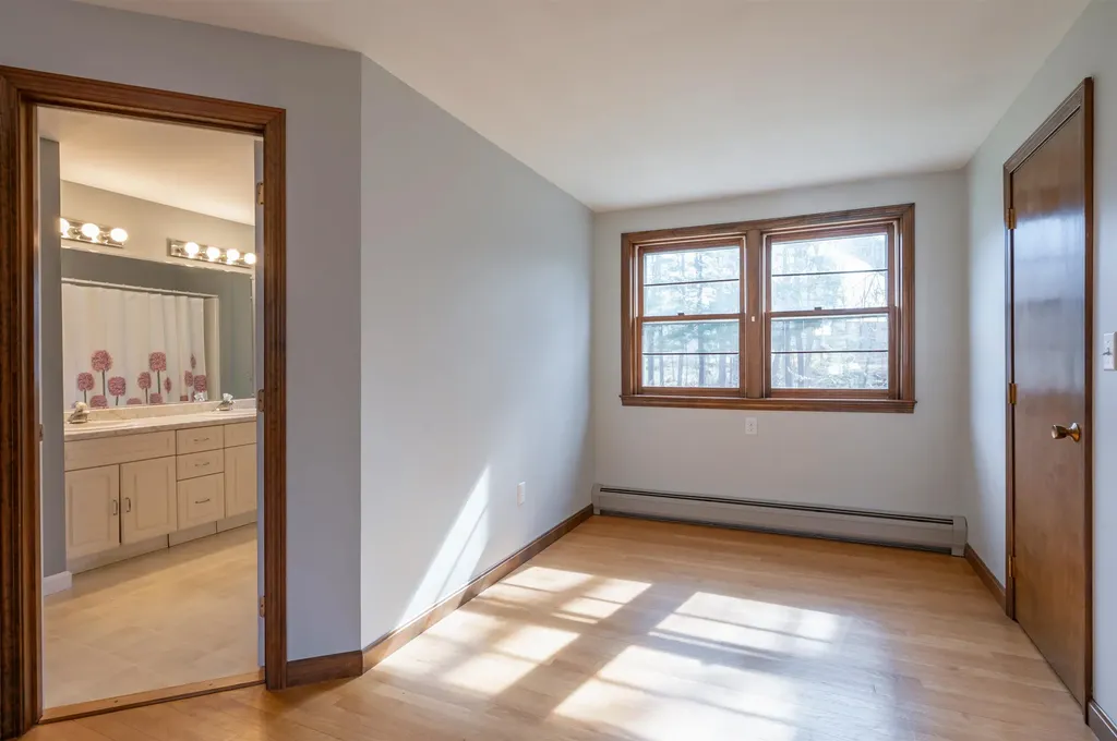 422 Main Dunstable Road Nashua NH 03063