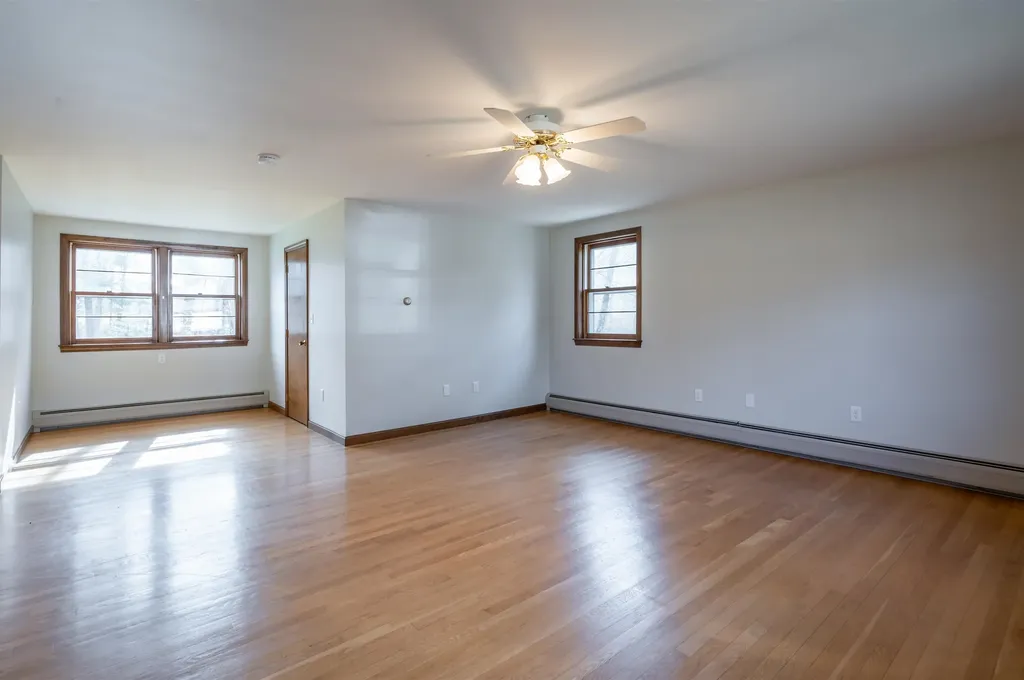 422 Main Dunstable Road Nashua NH 03063
