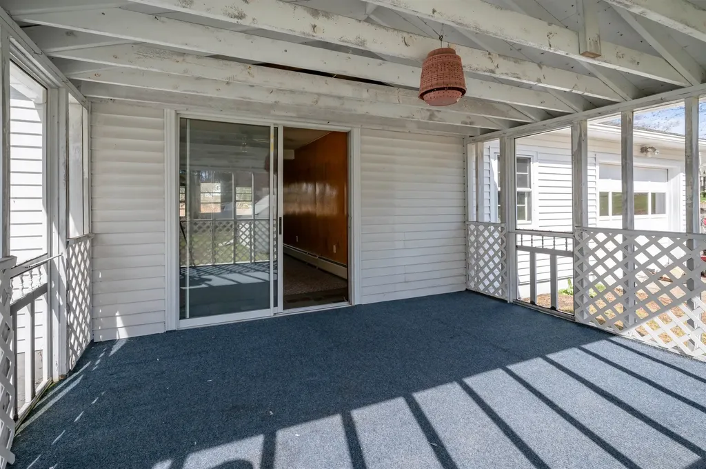 422 Main Dunstable Road Nashua NH 03063