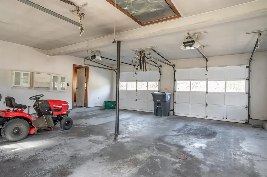 422 Main Dunstable Road Nashua NH 03063