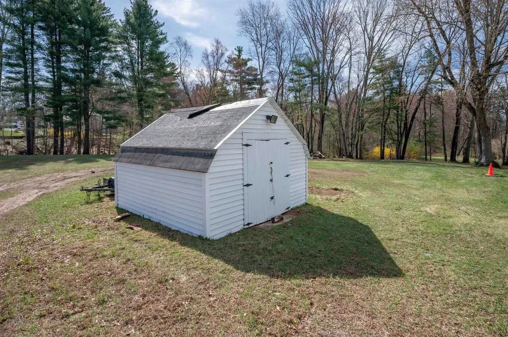 422 Main Dunstable Road Nashua NH 03063