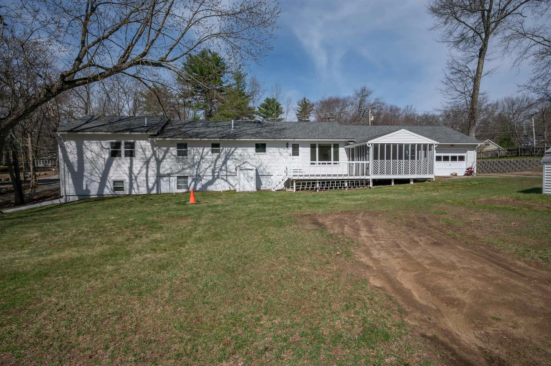 422 Main Dunstable Road Nashua NH 03063