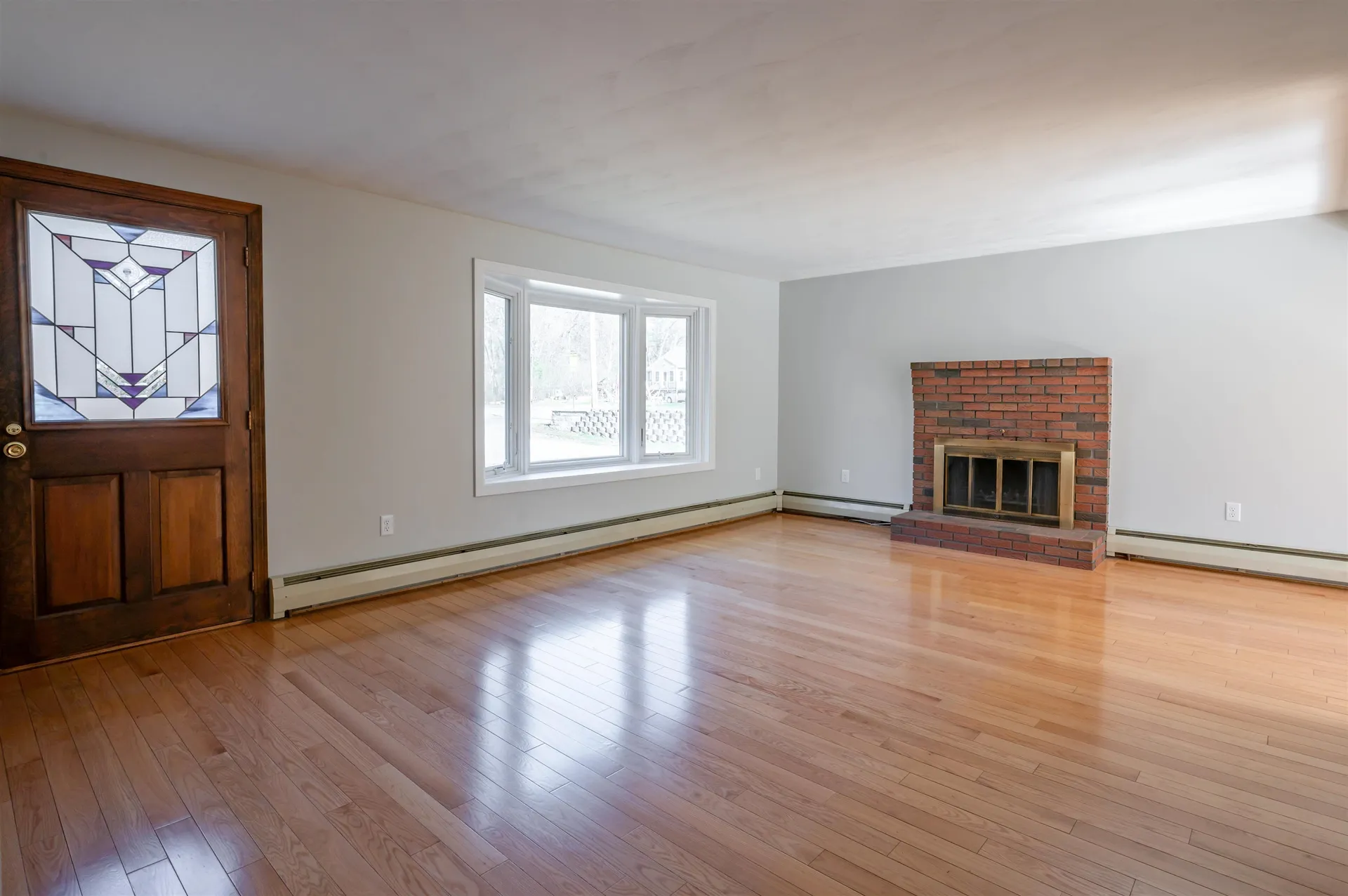 422 Main Dunstable Road Nashua NH 03063