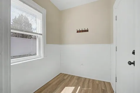 118 W. Hillcrest Avenue Manchester NH 03103